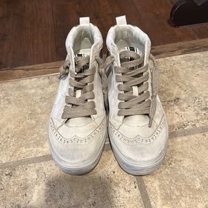 Shushop size 6